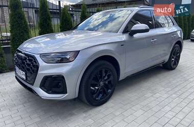 Позашляховик / Кросовер Audi Q5 2022 в Києві
