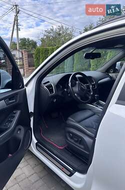 Внедорожник / Кроссовер Audi Q5 2009 в 