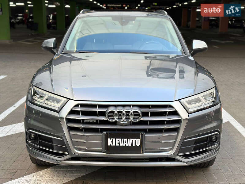 Позашляховик / Кросовер Audi Q5 2017 в Києві