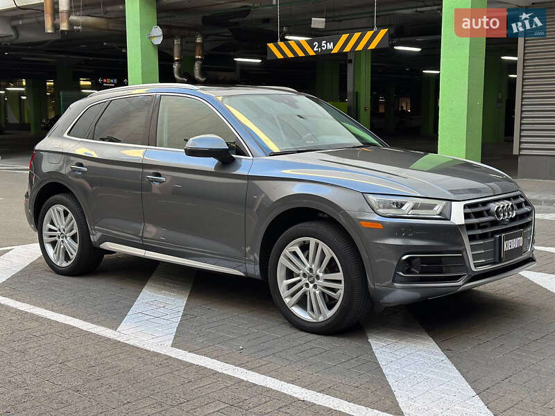 Позашляховик / Кросовер Audi Q5 2017 в Києві