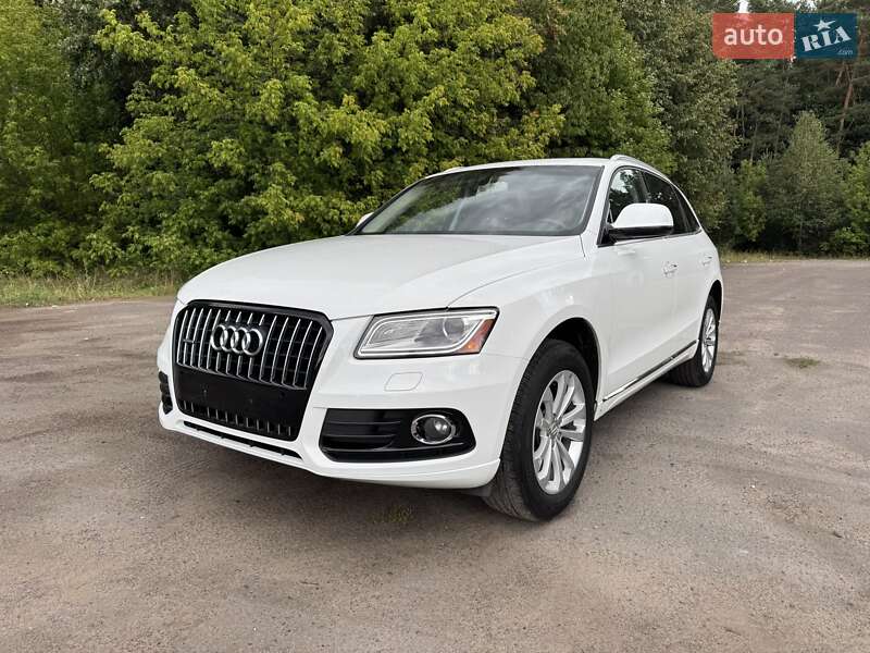 Внедорожник / Кроссовер Audi Q5 2015 в 