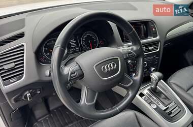 Внедорожник / Кроссовер Audi Q5 2015 в 