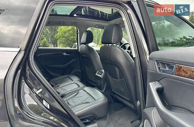 Внедорожник / Кроссовер Audi Q5 2016 в 