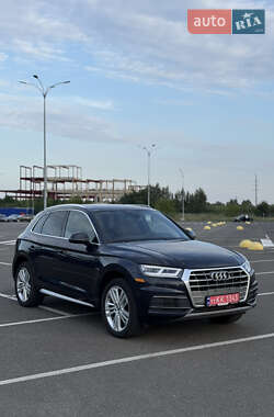 Внедорожник / Кроссовер Audi Q5 2019 в 