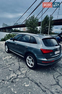 Внедорожник / Кроссовер Audi Q5 2016 в 