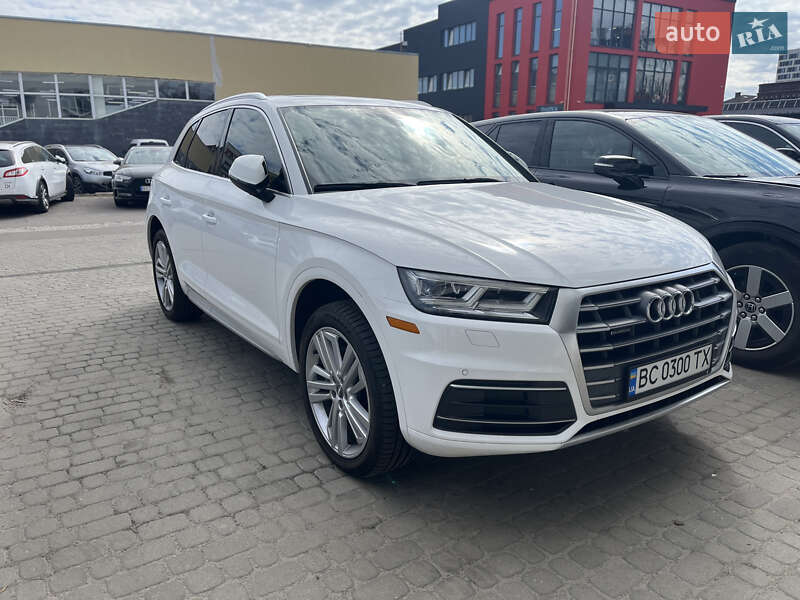 Внедорожник / Кроссовер Audi Q5 2017 в Львове