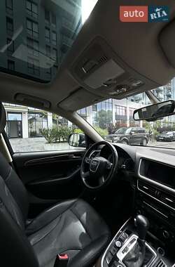 Внедорожник / Кроссовер Audi Q5 2012 в 