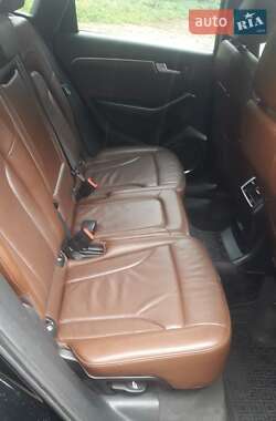 Внедорожник / Кроссовер Audi Q5 2010 в 
