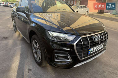 Внедорожник / Кроссовер Audi Q5 2024 в 
