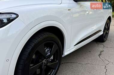 Внедорожник / Кроссовер Audi Q5 2025 в 