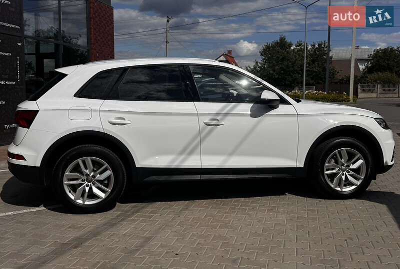 Внедорожник / Кроссовер Audi Q5 2017 в Виннице