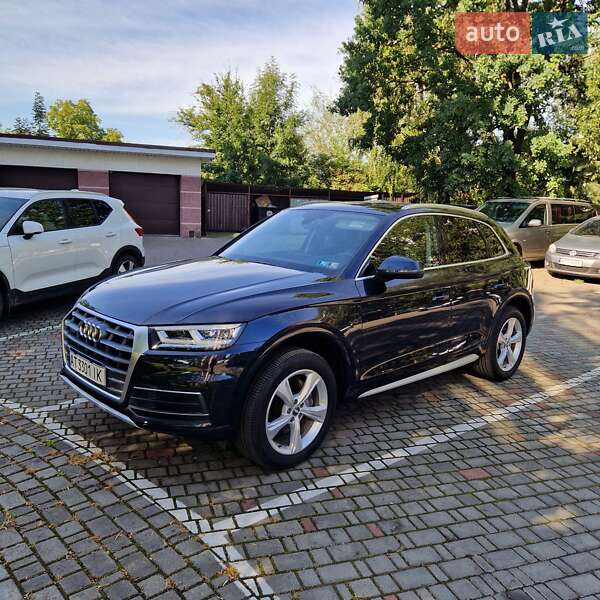 Внедорожник / Кроссовер Audi Q5 2020 в Ивано-Франковске