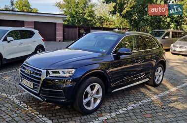 Внедорожник / Кроссовер Audi Q5 2020 в 
