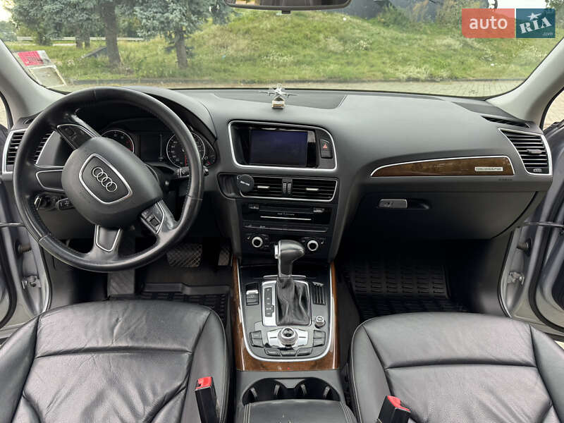 Внедорожник / Кроссовер Audi Q5 2015 в Дубно