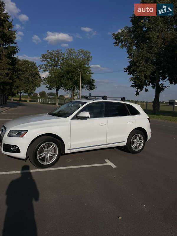 Внедорожник / Кроссовер Audi Q5 2014 в Владимире