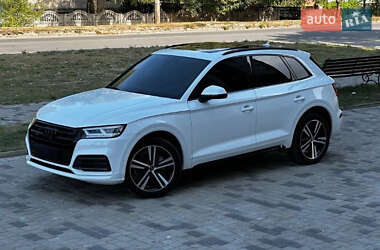 Внедорожник / Кроссовер Audi Q5 2017 в Львове