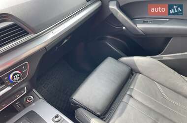 Внедорожник / Кроссовер Audi Q5 2020 в 