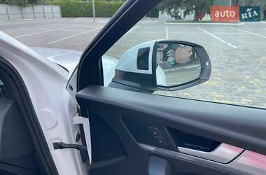 Внедорожник / Кроссовер Audi Q5 2020 в 