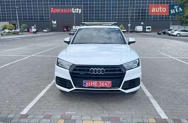 Внедорожник / Кроссовер Audi Q5 2020 в 