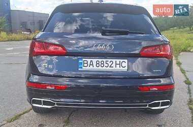 Внедорожник / Кроссовер Audi Q5 2020 в 