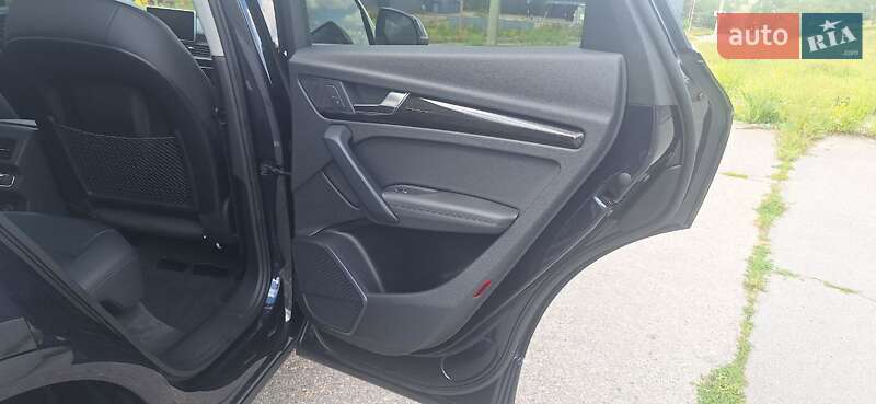 Внедорожник / Кроссовер Audi Q5 2020 в Харькове