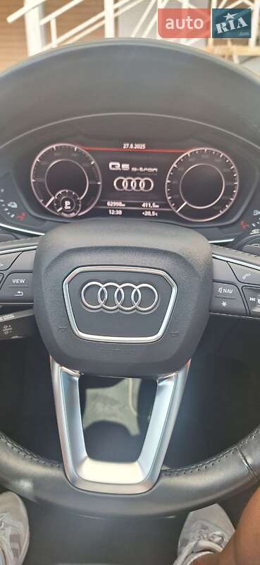 Внедорожник / Кроссовер Audi Q5 2020 в Харькове