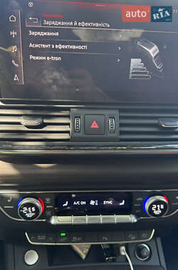 Внедорожник / Кроссовер Audi Q5 2023 в 