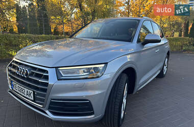 Внедорожник / Кроссовер Audi Q5 2017 в Днепре