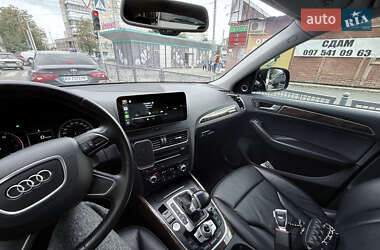 Внедорожник / Кроссовер Audi Q5 2016 в 