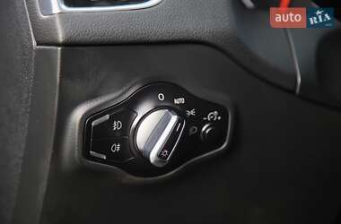 Внедорожник / Кроссовер Audi Q5 2015 в 