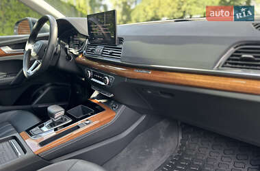 Внедорожник / Кроссовер Audi Q5 2020 в 