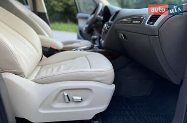 Позашляховик / Кросовер Audi Q5 2015 в 
