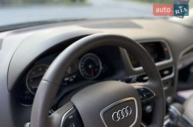 Позашляховик / Кросовер Audi Q5 2015 в 