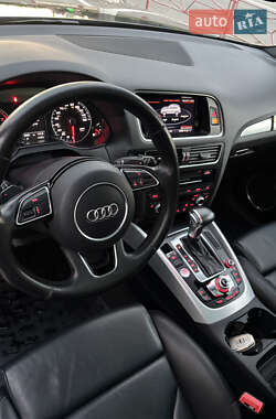 Внедорожник / Кроссовер Audi Q5 2016 в 