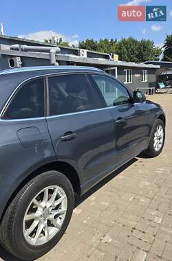Внедорожник / Кроссовер Audi Q5 2011 в 