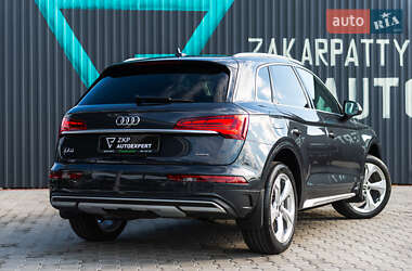 Позашляховик / Кросовер Audi Q5 2020 в 