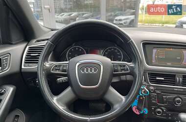Внедорожник / Кроссовер Audi Q5 2010 в 