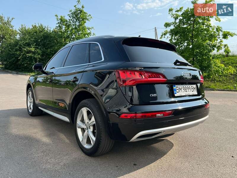 Внедорожник / Кроссовер Audi Q5 2020 в Сумах