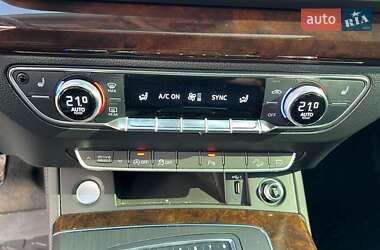 Внедорожник / Кроссовер Audi Q5 2020 в 