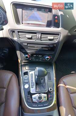 Внедорожник / Кроссовер Audi Q5 2012 в 