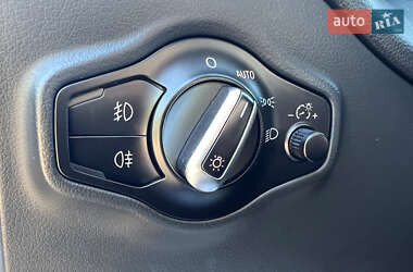 Внедорожник / Кроссовер Audi Q5 2016 в 