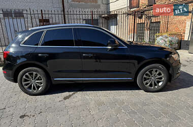 Внедорожник / Кроссовер Audi Q5 2015 в 