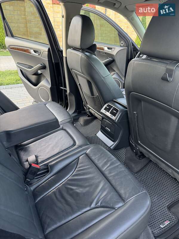 Позашляховик / Кросовер Audi Q5 2011 в Ізмаїлі