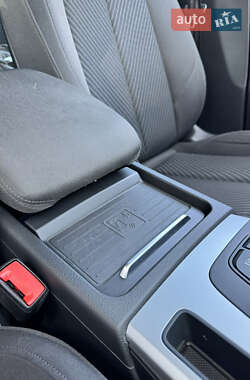 Внедорожник / Кроссовер Audi Q5 2021 в 