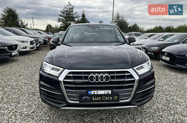Внедорожник / Кроссовер Audi Q5 2018 в 