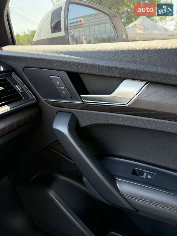 Внедорожник / Кроссовер Audi Q5 2019 в Виннице