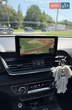 Внедорожник / Кроссовер Audi Q5 2019 в 