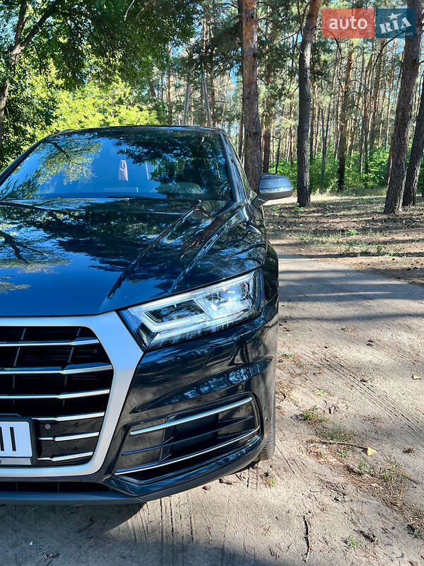 Позашляховик / Кросовер Audi Q5 2018 в Кропивницькому фото 10 Позашляховик / Кросовер Audi Q5 2018 в Кропивницькому