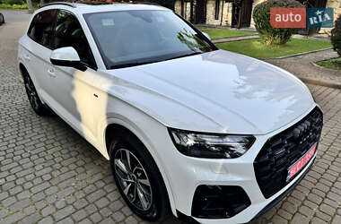 Внедорожник / Кроссовер Audi Q5 2024 в 