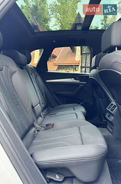 Внедорожник / Кроссовер Audi Q5 2024 в 